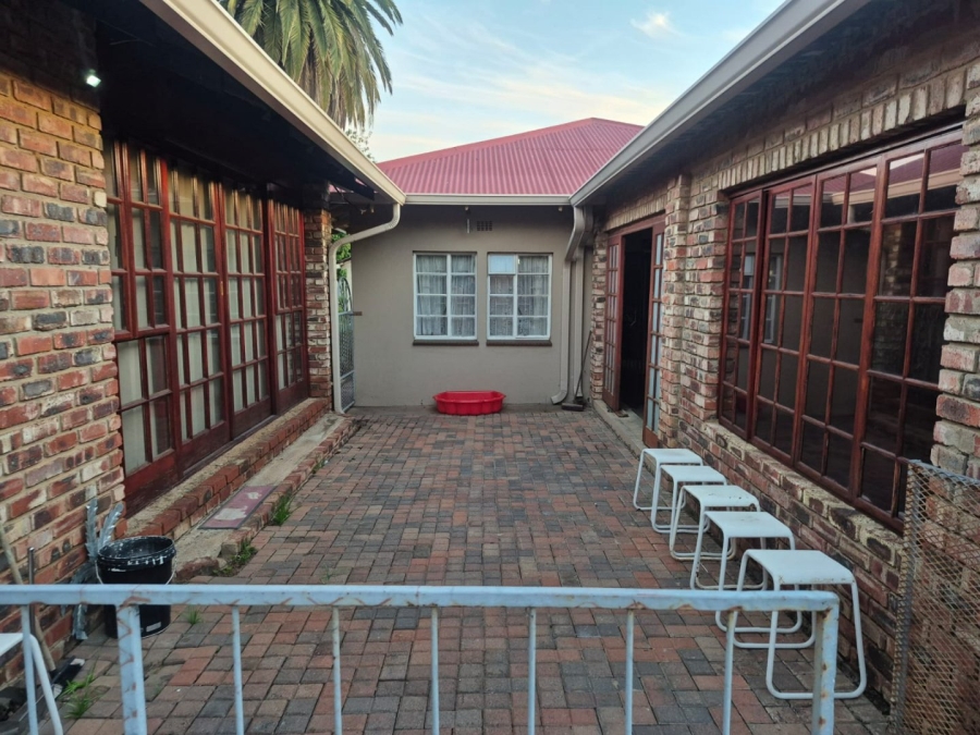 2 Bedroom Property for Sale in Collerville North West